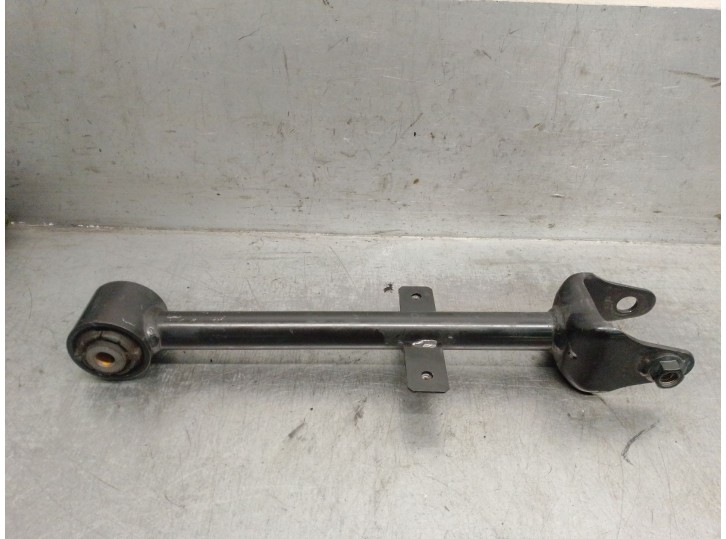 Recambio de brazo suspension inferior trasero izquierdo para mazda cx-5 (kf) 2.0 referencia OEM IAM PE 