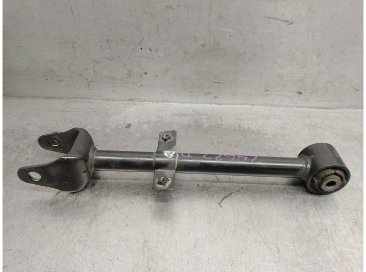Recambio de brazo suspension inferior trasero derecho para mazda cx-5 (kf) 2.0 referencia OEM IAM PE 