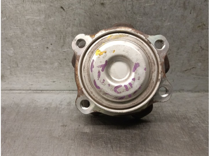 Recambio de mangueta trasera izquierda para bmw x2 (f39) sdrive 18 d referencia OEM IAM 6899176 31206899176 