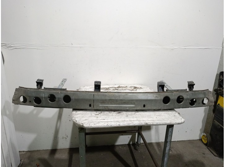 Recambio de refuerzo paragolpes trasero para chrysler voyager (gs) 3.8 v6 cat referencia OEM IAM 4576608 4576608 