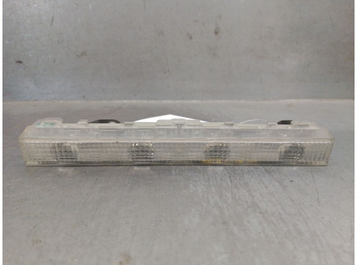 Recambio de luz central de freno para toyota corolla (e15) 2.0 turbodiesel cat referencia OEM IAM 8100633010 8100633010 