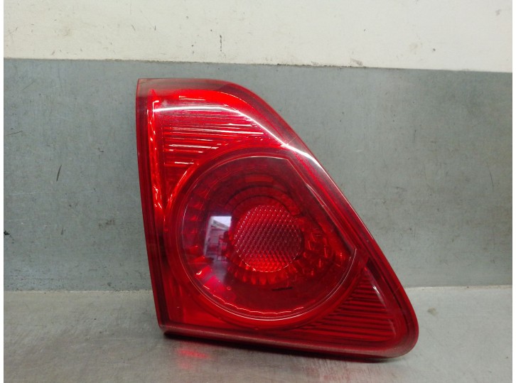 Recambio de piloto trasero porton izquierdo para toyota corolla (e15) 2.0 turbodiesel cat referencia OEM IAM 8159112100 81591121