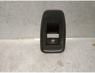 Recambio de mando elevalunas delantero derecho para renault arkana i (lcm_, ldn_) 1.3 tce 140 (ldn0) referencia OEM IAM 25401986