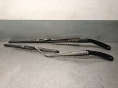 Recambio de brazo limpia delantero derecho para renault arkana i (lcm_, ldn_) 1.3 tce 140 (ldn0) referencia OEM IAM HSHE4 HSHE4 