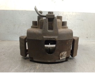 Recambio de pinza freno delantera derecha para chrysler voyager (rg) crd cat referencia OEM IAM 5019807AA 5019807AA 