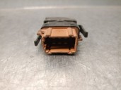 Recambio de mando elevalunas delantero derecho para renault trafic ii autobús (jl) 2.0 dci 115 referencia OEM IAM 8200057321 820