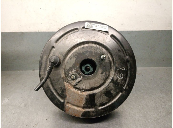 Recambio de servofreno para renault trafic ii autobús (jl) 2.0 dci 115 referencia OEM IAM 8200506830 7701210053 93857441