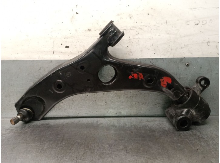 Recambio de brazo suspension inferior delantero izquierdo para mazda cx-5 (kf) 2.0 referencia OEM IAM KD35  
