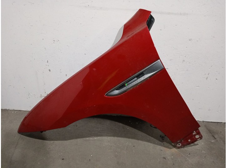 Recambio de aleta delantera izquierda para jaguar f-pace (x761) 2.0 td4 referencia OEM IAM T4A15477  T4A15477