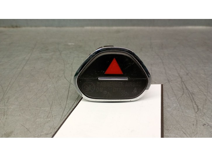 Recambio de warning para opel corsa e (x15) 1.3 cdti (08, 68) referencia OEM IAM 39031634 1240929 