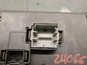 Recambio de caja reles / fusibles para volvo xc90 i (275) d5 awd referencia OEM IAM 12217799 8676391 