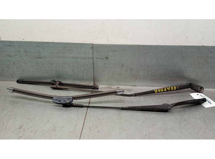 Recambio de brazo limpia delantero derecho para volkswagen polo (9n1) 1.4 16v referencia OEM IAM 6Q1955410B 6Q1955410B 