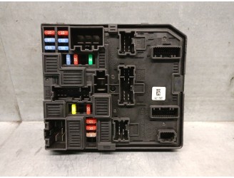 Recambio de caja reles / fusibles para nissan x-trail (t32) 1.6 dci turbodiesel cat referencia OEM IAM 284B74BA0A 284B74BA0A 