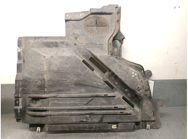 Recambio de cubrecarter para bmw x2 (f39) sdrive 18 d referencia OEM IAM 51759465693 51759465693 