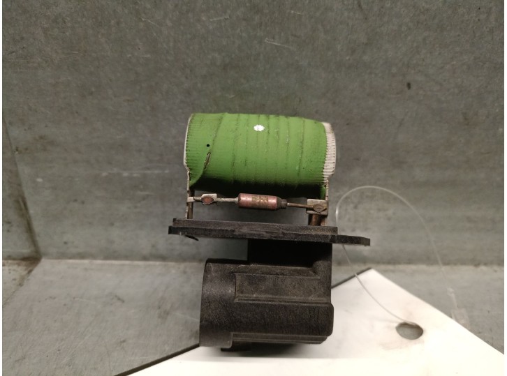 Recambio de resistencia calefaccion para nissan x-trail (t32) 1.6 dci turbodiesel cat referencia OEM IAM M164727 277A14BU0A 