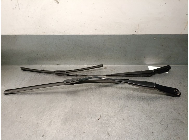 Recambio de brazo limpia delantero derecho para bmw x2 (f39) sdrive 18 d referencia OEM IAM 61615A0BC05 61615A0BC05 