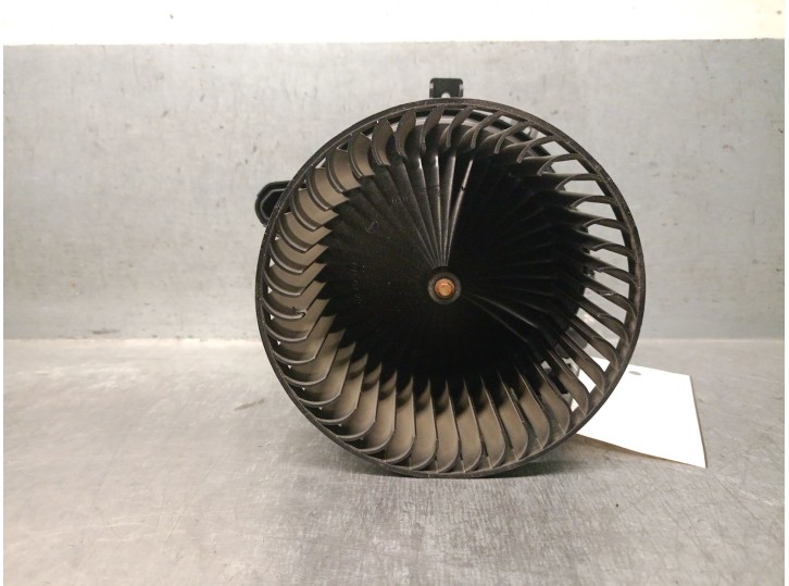 Recambio de motor calefaccion para bmw x2 (f39) sdrive 18 d referencia OEM IAM 64115A06B91 64115A06B91 T222036K