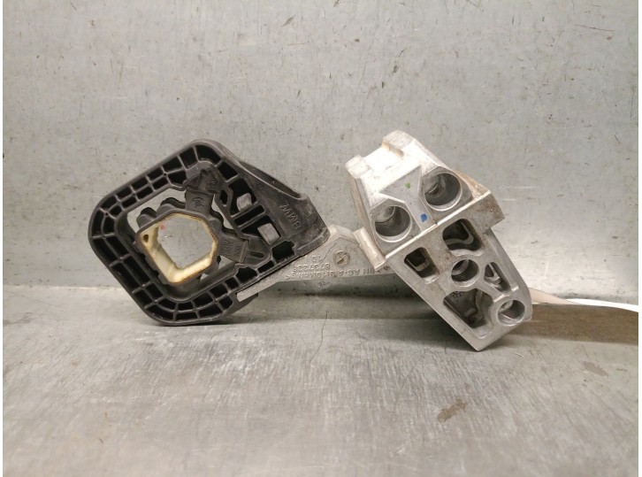 Recambio de soporte para bmw x2 (f39) sdrive 18 d referencia OEM IAM 17115A98109 17115A98109 