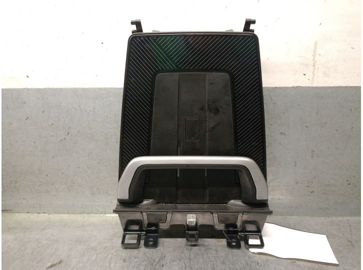 Recambio de molduras delanteras para bmw x2 (f39) sdrive 18 d referencia OEM IAM 51165A22F51 51165A22F51 