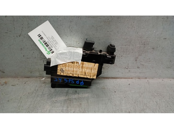 Recambio de mando elevalunas delantero derecho para volvo xc90 i (275) d5 awd referencia OEM IAM 9401805 30739981 