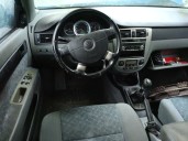 daewoo nubira berlina del año 2003