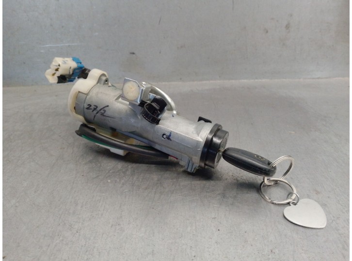 Recambio de conmutador de arranque para hyundai i10 1.1 12v cat referencia OEM IAM 819000XA30A 819000XA30A 