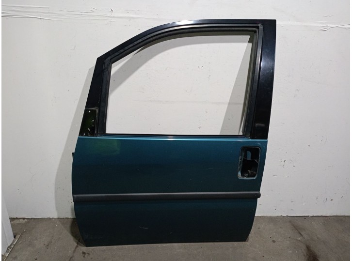 Recambio de puerta delantera izquierda para fiat ulysse (220_) 1.9 td referencia OEM IAM 9567236887  9567236887