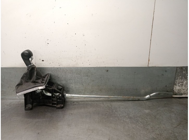 Recambio de palanca cambio para opel astra h ber. 1.6 16v cat referencia OEM IAM 93180984 5738025 