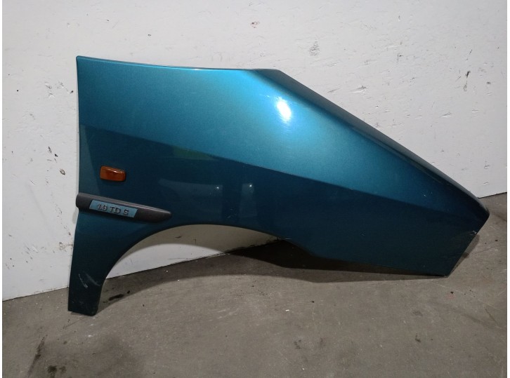 Recambio de aleta delantera derecha para fiat ulysse (220_) 1.9 td referencia OEM IAM 9567247387 9567247387