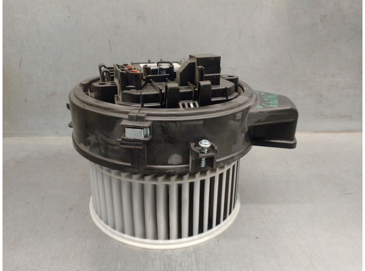 Recambio de motor calefaccion para volvo xc90 ii (256) d5 awd referencia OEM IAM 31369437 31369437 0130309504