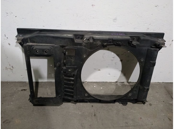 Recambio de calandra delantera de radiador para peugeot 307 (s1) 1.6 hdi referencia OEM IAM 7104V2 7104V2 