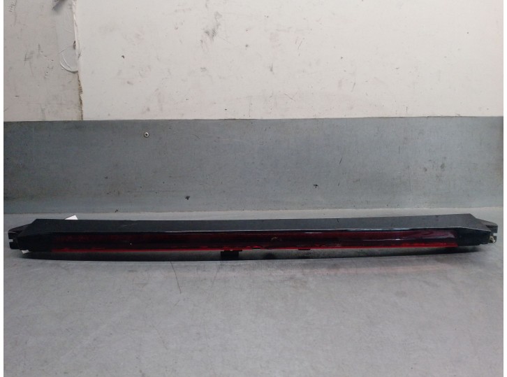 Recambio de luz central de freno para volvo xc90 ii (256) d5 awd referencia OEM IAM 31353169 31395836 