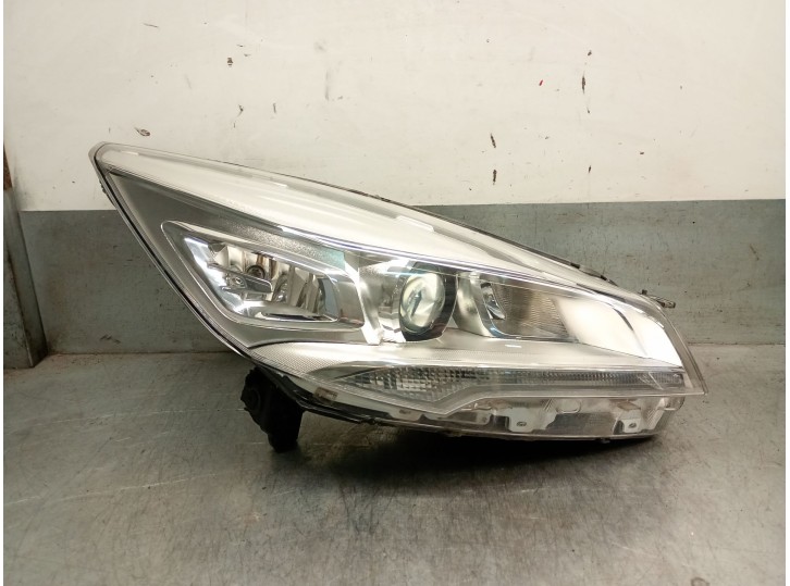 Recambio de faro derecho para ford kuga ii (dm2) 2.0 tdci referencia OEM IAM CV4413D154AK 5258474 90021743