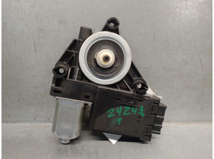 Recambio de motor elevalunas trasero derecho para volvo xc90 ii (256) d5 awd referencia OEM IAM 31453360 31453360 