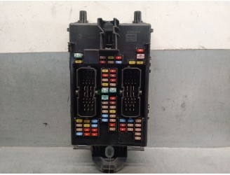 Recambio de caja reles / fusibles para volvo xc90 ii (256) d5 awd referencia OEM IAM 31346672  