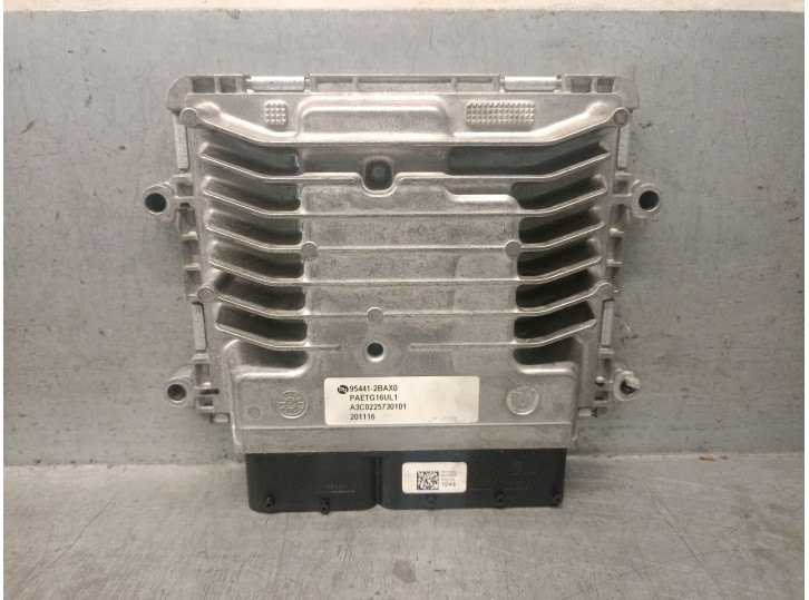 Recambio de centralita motor uce para hyundai ioniq (ae) 1.6 gdi hybrid referencia OEM IAM 954412BAX0  A3C0225730101