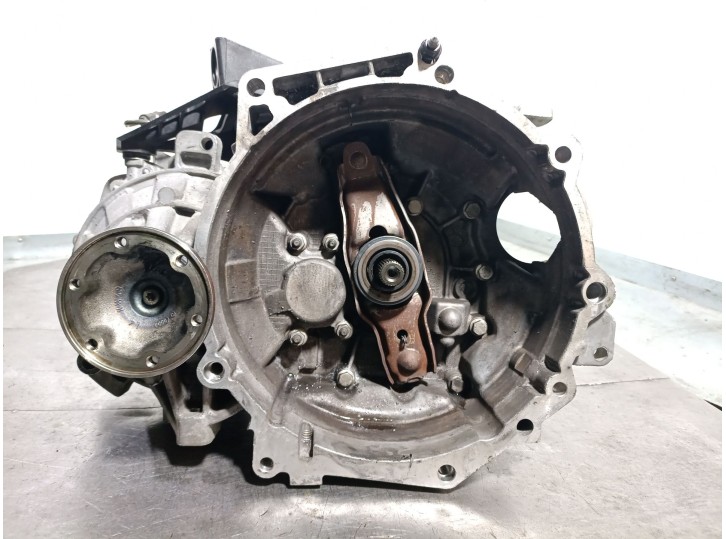 Recambio de caja cambios para skoda octavia berlina (1z3) 1.6 tdi dpf referencia OEM IAM LHW 0A4300046E 370069