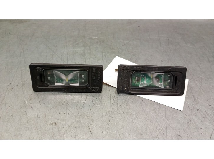 Recambio de piloto matricula para jaguar f-pace (x761) 2.0 td4 referencia OEM IAM GX7313B627AB T2H24328 