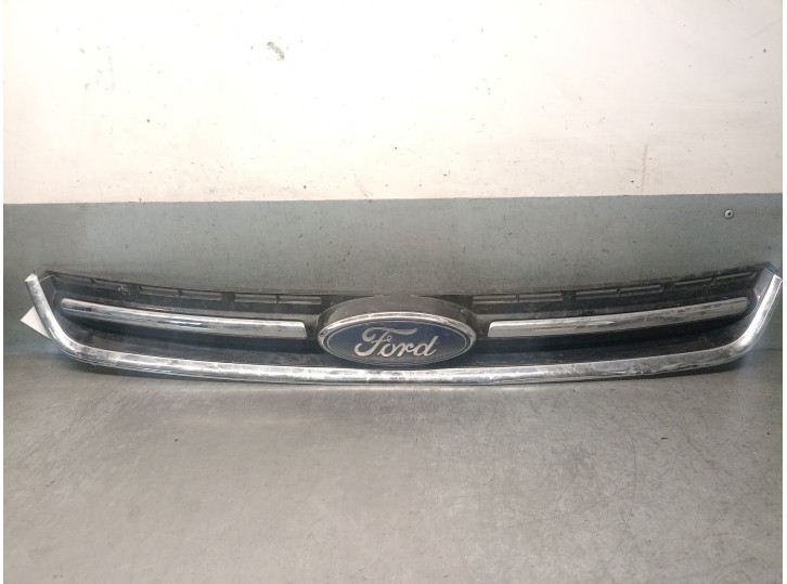 Recambio de rejilla delantera para ford kuga ii (dm2) 2.0 tdci referencia OEM IAM CV448150AEW 1893744 