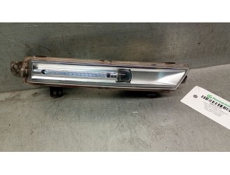 Recambio de faro antiniebla derecho para jaguar f-pace (x761) 2.0 td4 referencia OEM IAM HK8315200AB T4A3875 