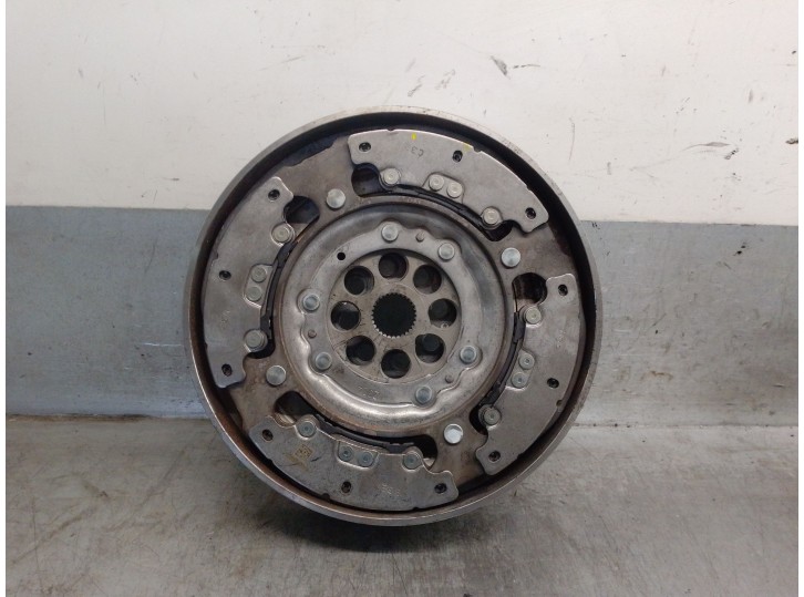 Recambio de volante motor para bmw x2 (f39) sdrive 18 d referencia OEM IAM 5A8739401 21205A87394 