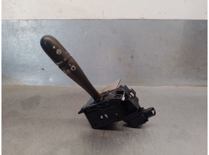 Recambio de mando luces para chrysler voyager (gs) 3.8 v6 cat referencia OEM IAM 4685586 4685586 