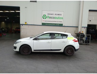renault megane iii berlina 5 p del año 2014