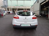 renault megane iii berlina 5 p del año 2014
