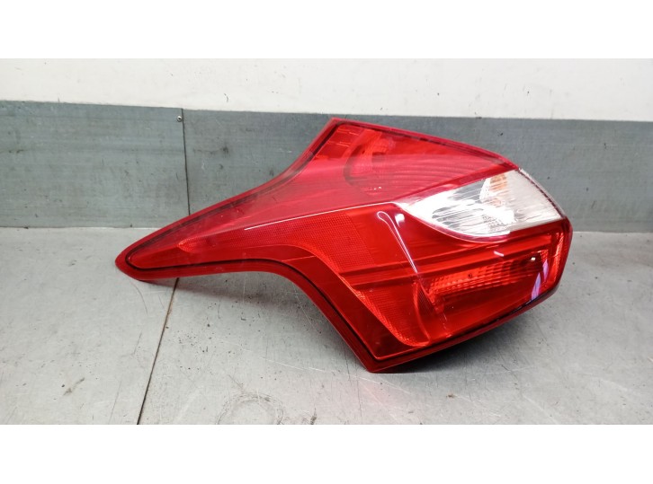 Recambio de piloto trasero izquierdo para ford focus iii 1.6 tdci referencia OEM IAM BM5113405AK 1825321 