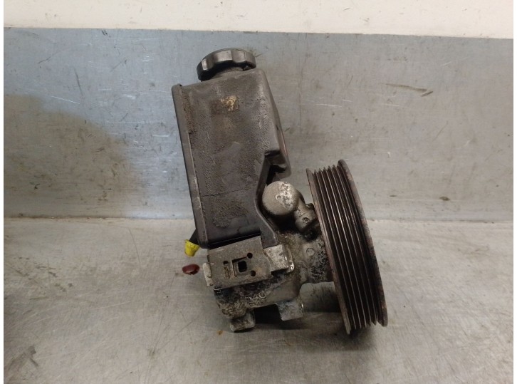 Recambio de bomba servodireccion para ssangyong rodius i 2.7 xdi referencia OEM IAM 6654602180 6654602180 