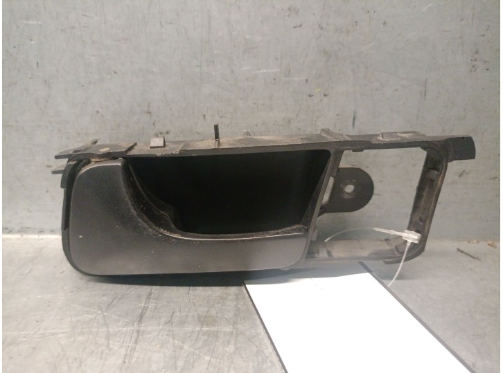 Recambio de maneta interior delantera izquierda para daewoo nubira berlina 1.6 cat referencia OEM IAM 96548074 96548115 