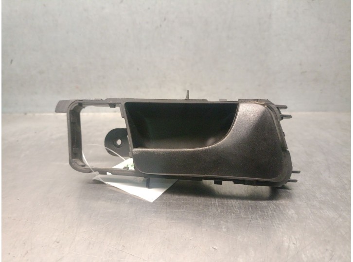 Recambio de maneta interior trasera derecha para daewoo nubira berlina 1.6 cat referencia OEM IAM 96548075 96548116 