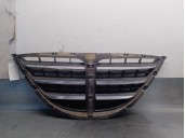 Recambio de rejilla delantera para ssangyong rodius i 2.7 xdi referencia OEM IAM 7945021010 7945021010 