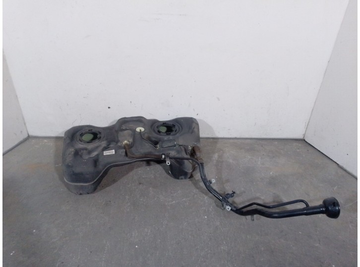 Recambio de deposito combustible para renault koleos ii (hc_) 2.0 dci 175 4wd referencia OEM IAM 172037815R 172037815R 